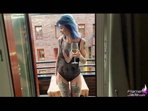❤️ Kæmpe pige suger med en sut og knepper lidenskabeligt under åben himmel ️❌ Porn video at da.battlepass-bonuse.ru ❌